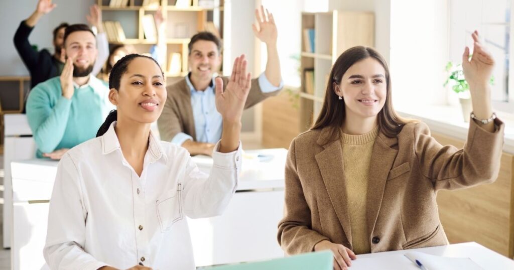 Para las academias lo más importante es Cómo aumentar alumnos en tu academia 2026. El aula virtual nabbü te ayuda con ello.